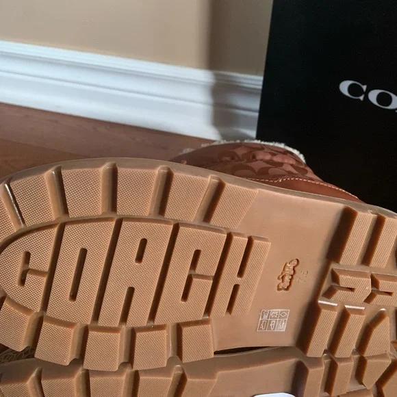 Coach Winter Boots - Picture 11 of 16